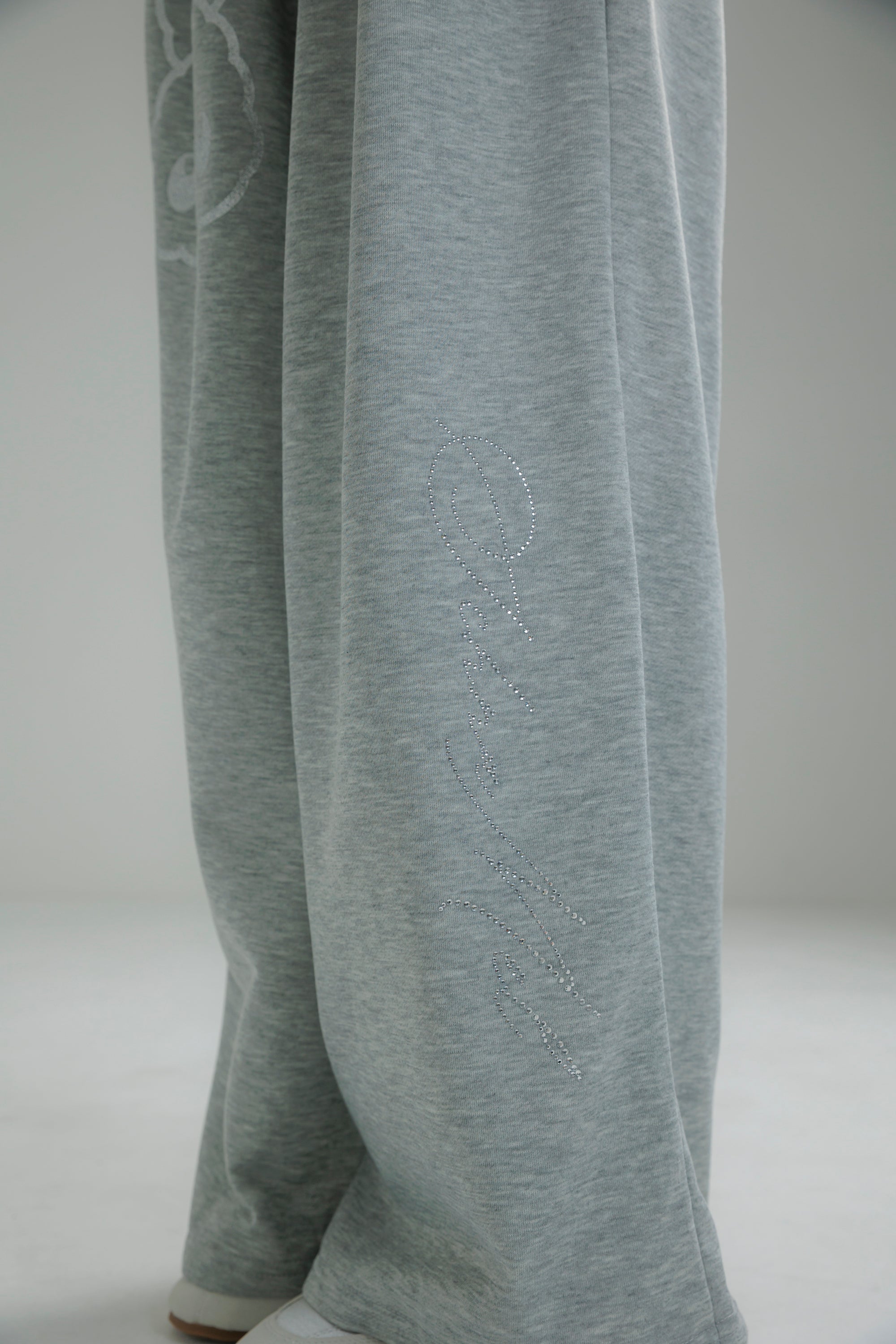 classy sweat pants (black)
