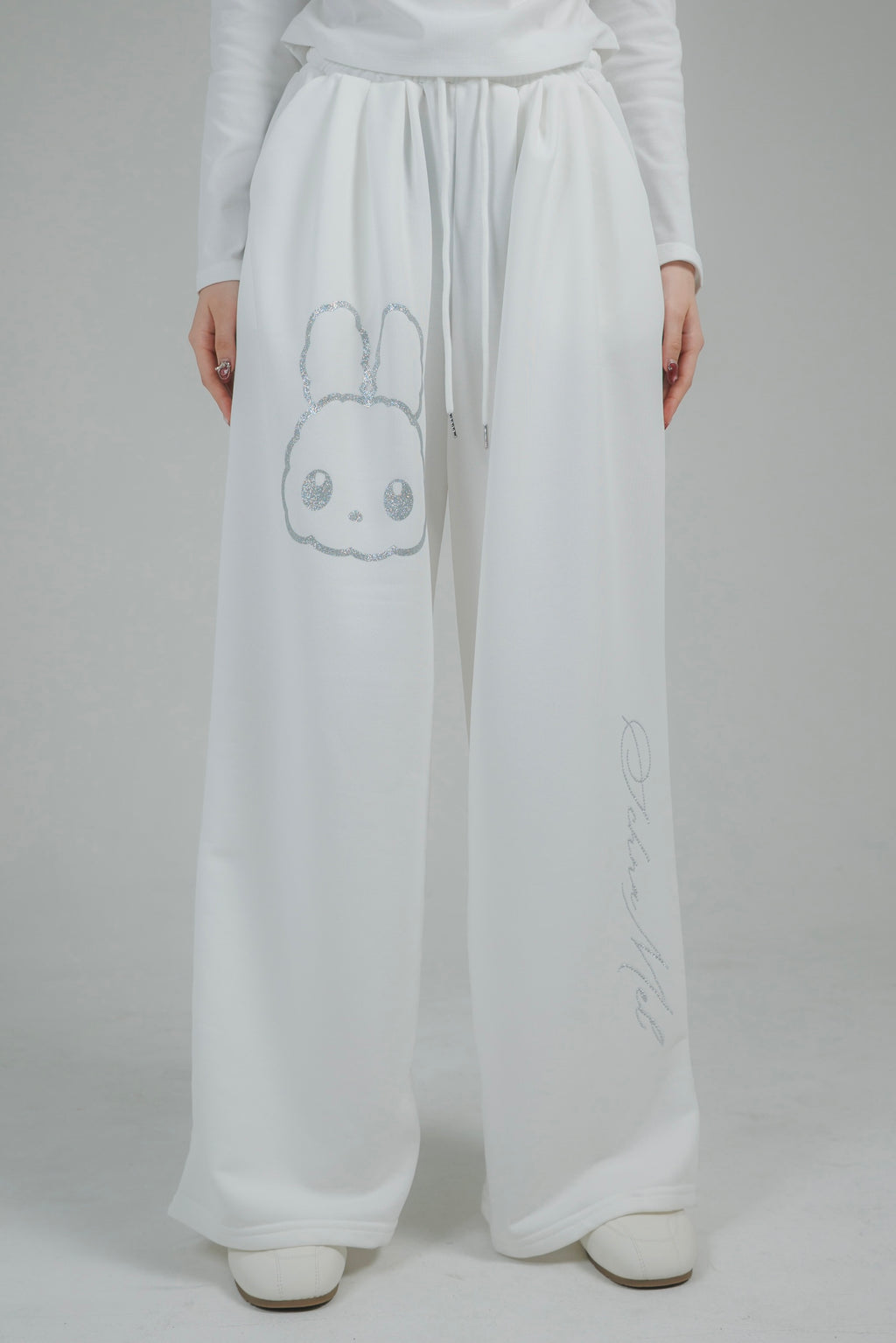 classy sweat pants (white)