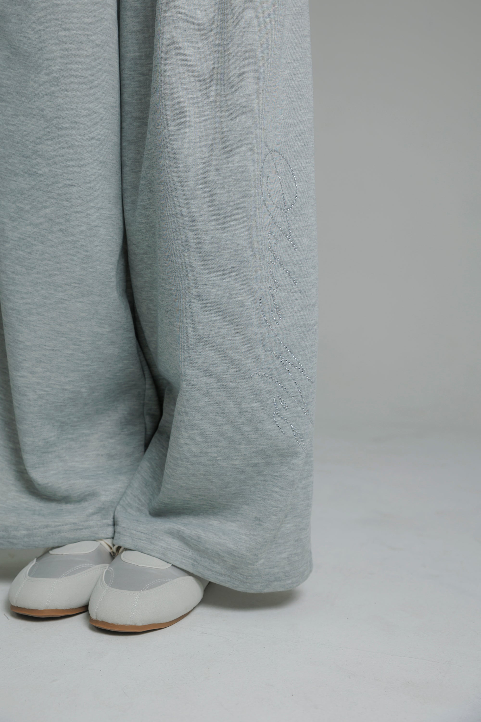 classy sweat pants (black)