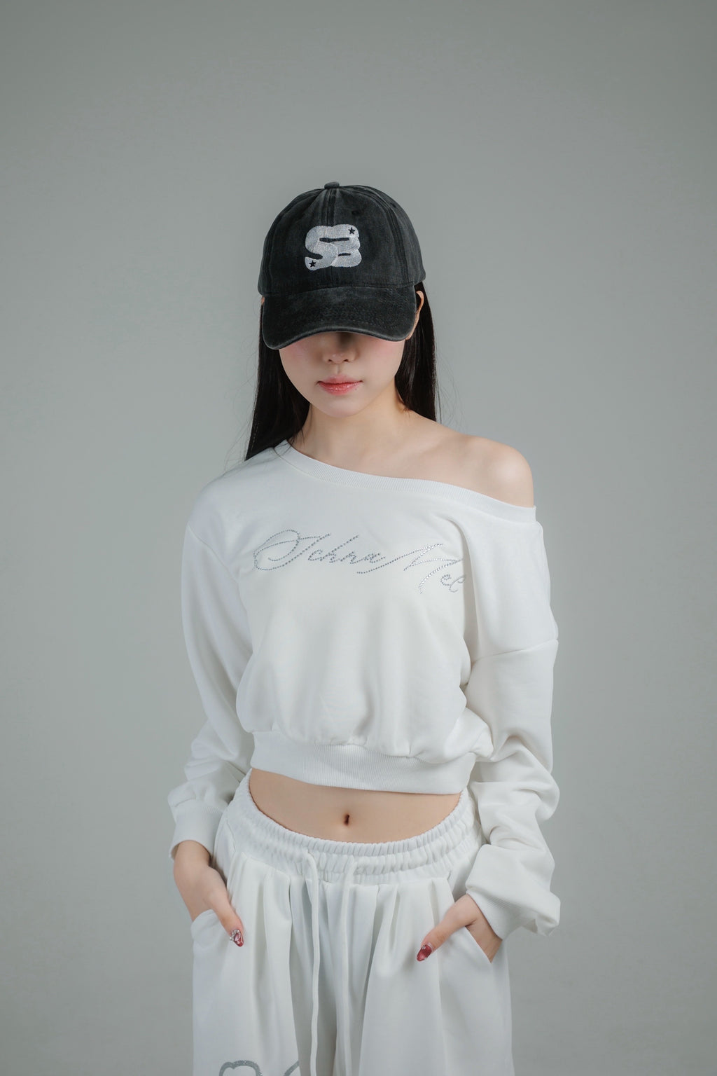 SM logo cap