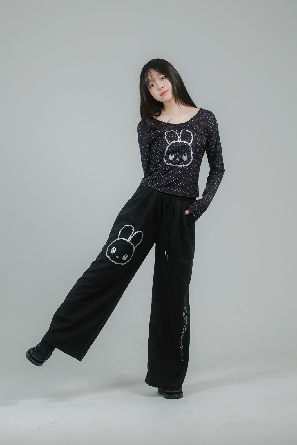 classy sweat pants (black)