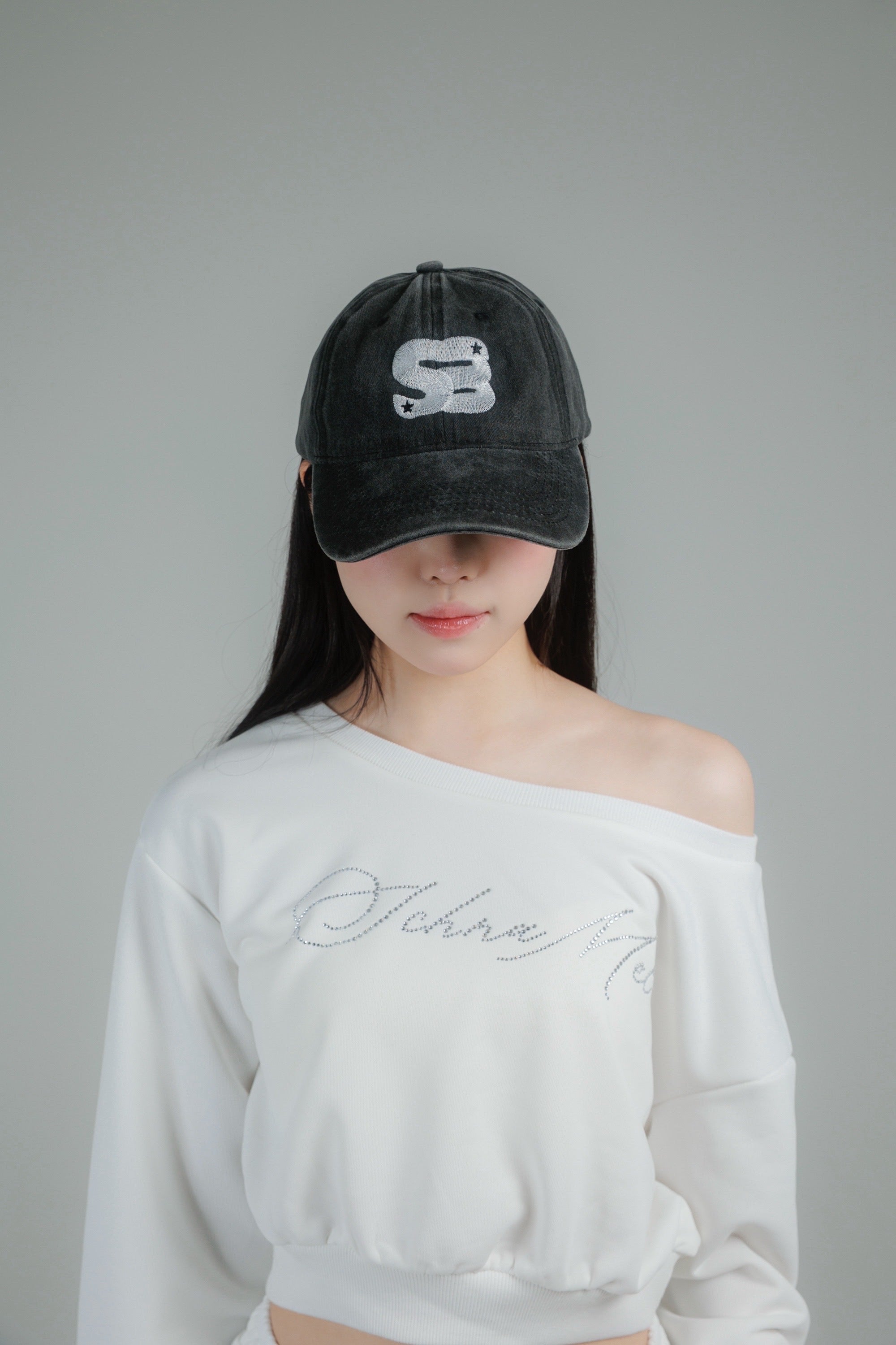 SM logo cap